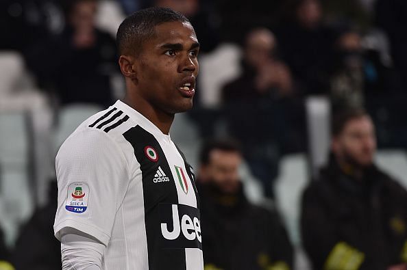 Juventus could sell Douglas Costa next season.